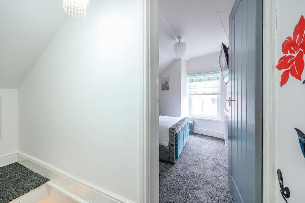 -16Pt- For Your Relaxed & Cosy Stay & Free Parking 리즈 외부 사진